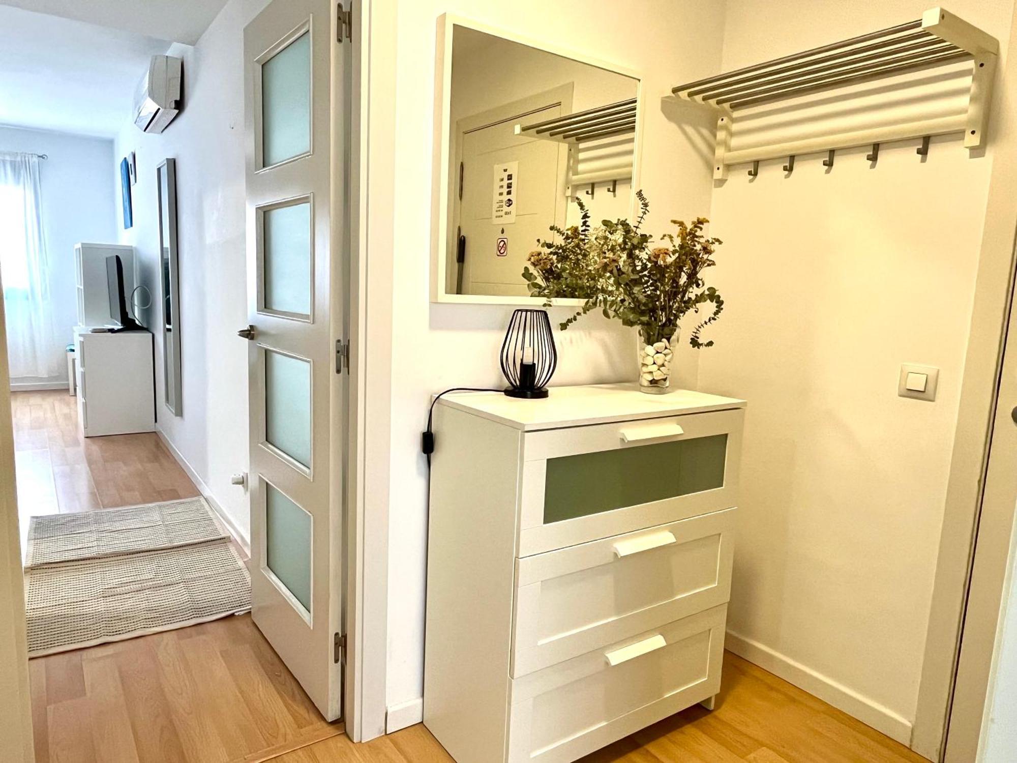 Puerta Al Mar Apartment Малага Екстериор снимка